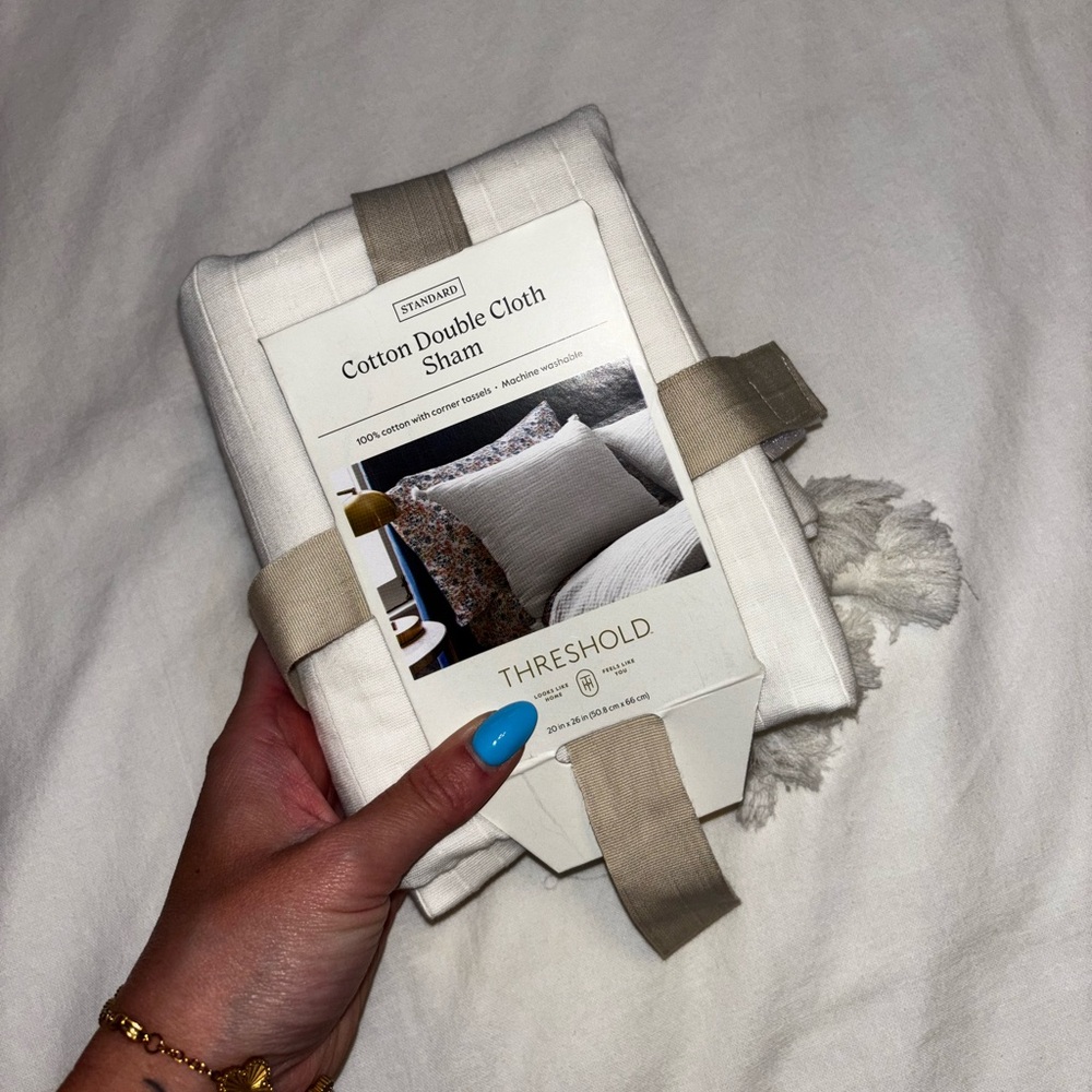 Threshold Cream Pillow Sham x1